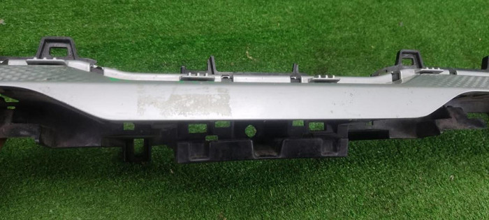 Накладка решетки радиатора Kia Seltos (2019-н.в.)