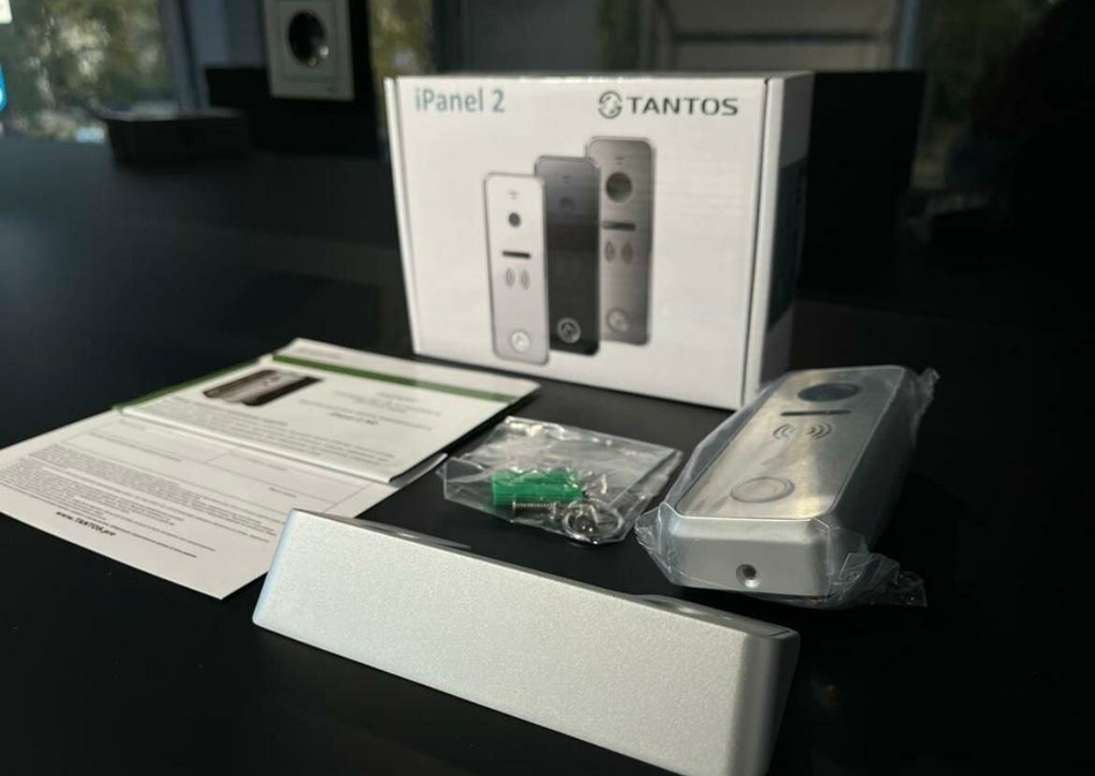 Вызывная видеопанель Tantos iPanel 2 (Metal) HD