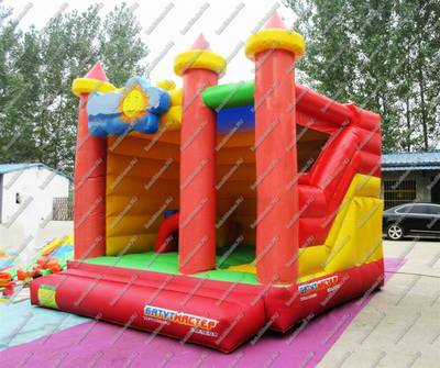 Надувной батут "Солнечный домик", 4*4*4 м