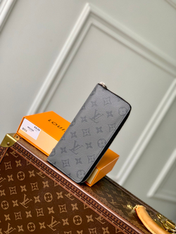 Louis Vuitton Zippy Vertical Wallet