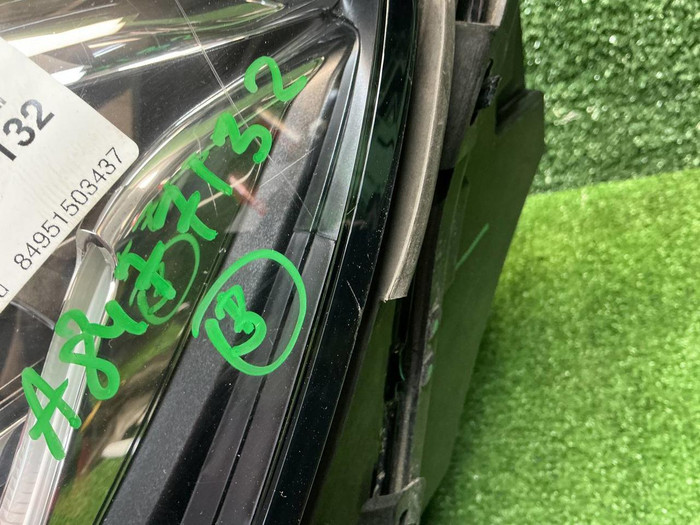 Фара левая Mercedes GLC X253 (2019-2022) LED