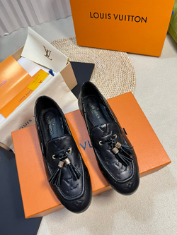 Louis Vuitton Mocassin