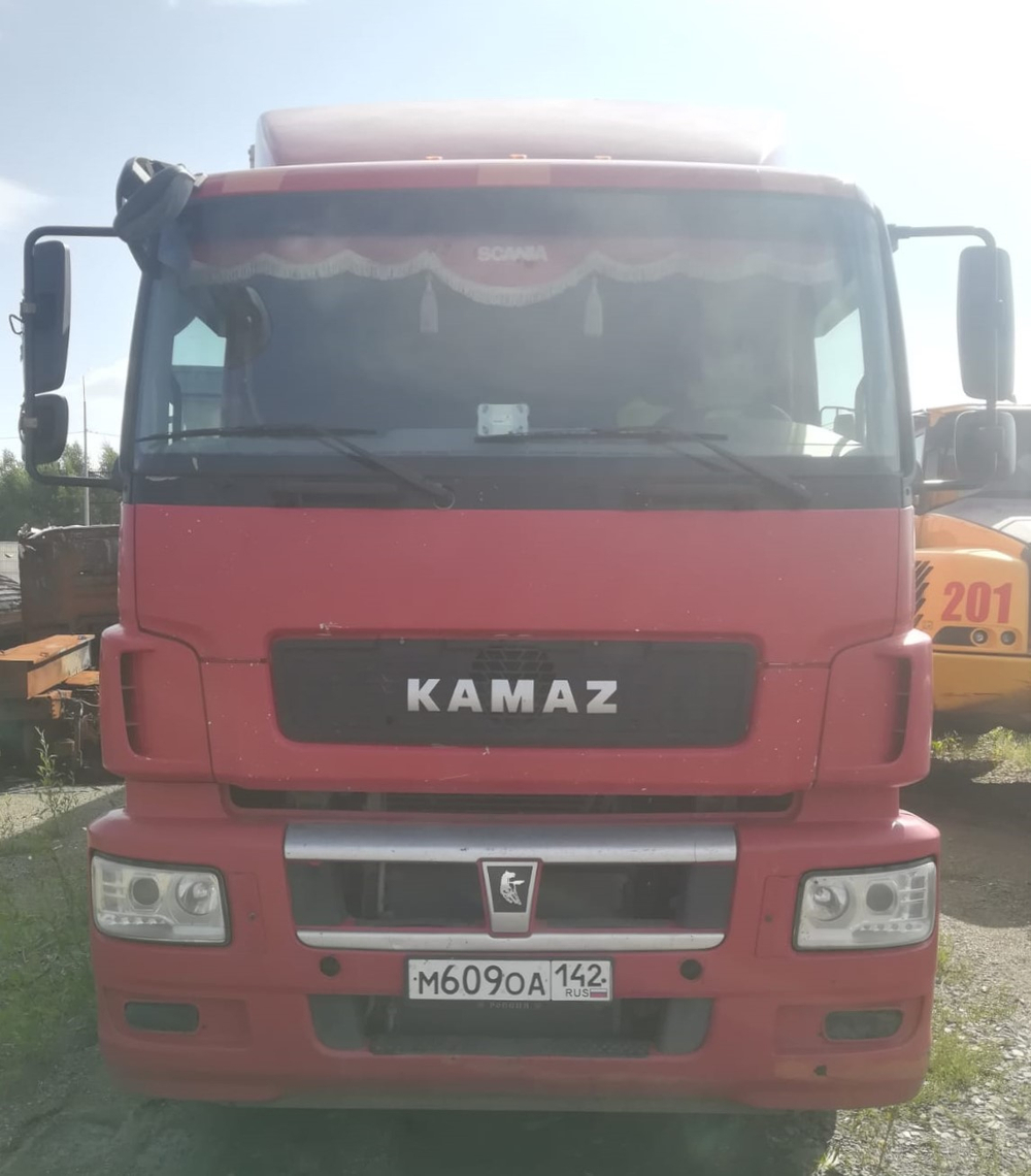 КамАЗ 5490 4x2 Седельный тягач 5490-033-87(S5) (Дизельный, 12,0 л, 401 л.с., АТ)