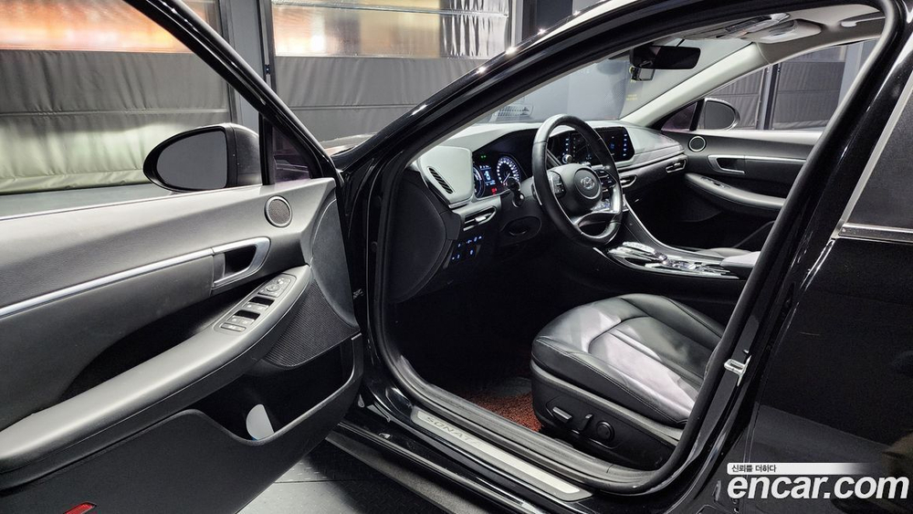 Hyundai Sonata Hybrid (DN8) Premium (10.2020)