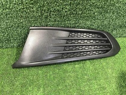 Заглушка ПТФ левая VW Polo sedan (2010-2015) SAT