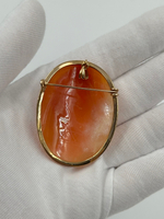 Брошь-кулон Камея на раковине