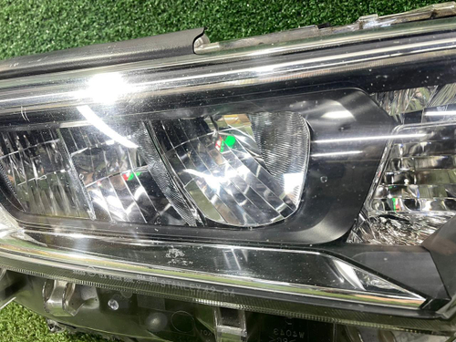 Фара правая Toyota RAV4 5 XA50 (2018-н.в.) LED