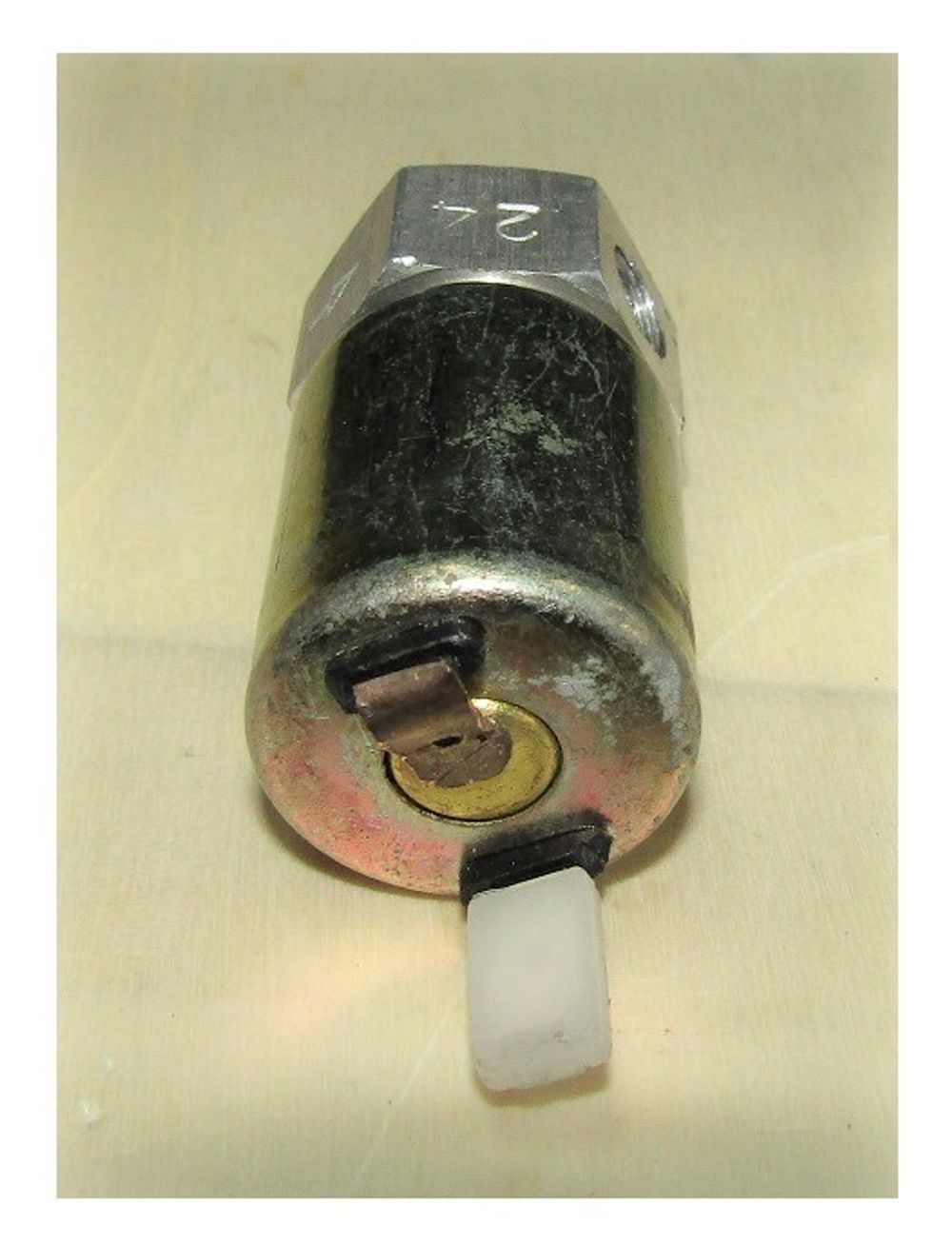 Клапан электромагнитный для диз.топлива Ricardo N 4105ZLDS1; TDK N  66 4LT/Solenoid fuel valve