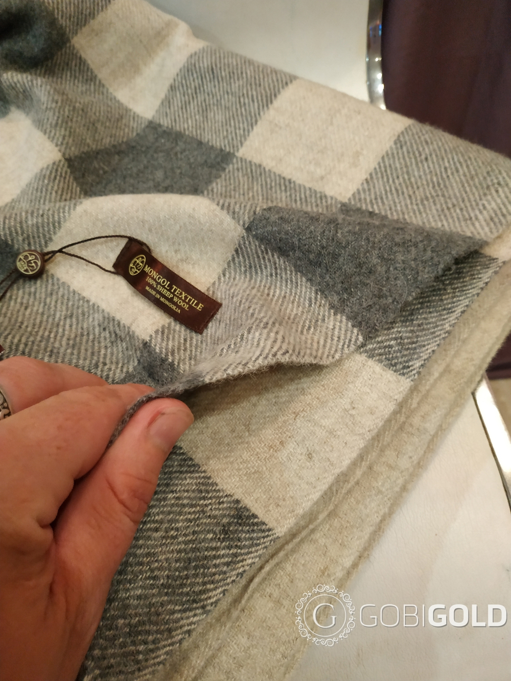 Плед из 100% шерсти ягненка 150x200 см. (MONGOLTEXTILE) - MT153