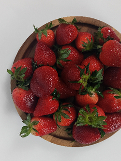 Клубника свежая 500 грамм