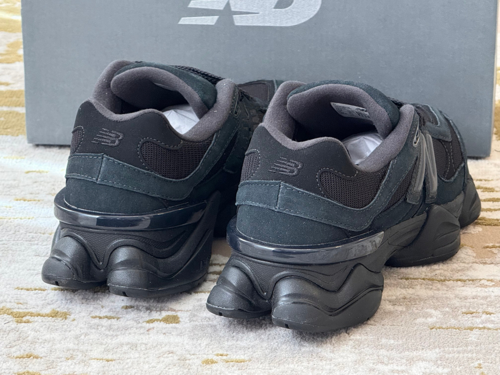New Balance 9060 Black Cat