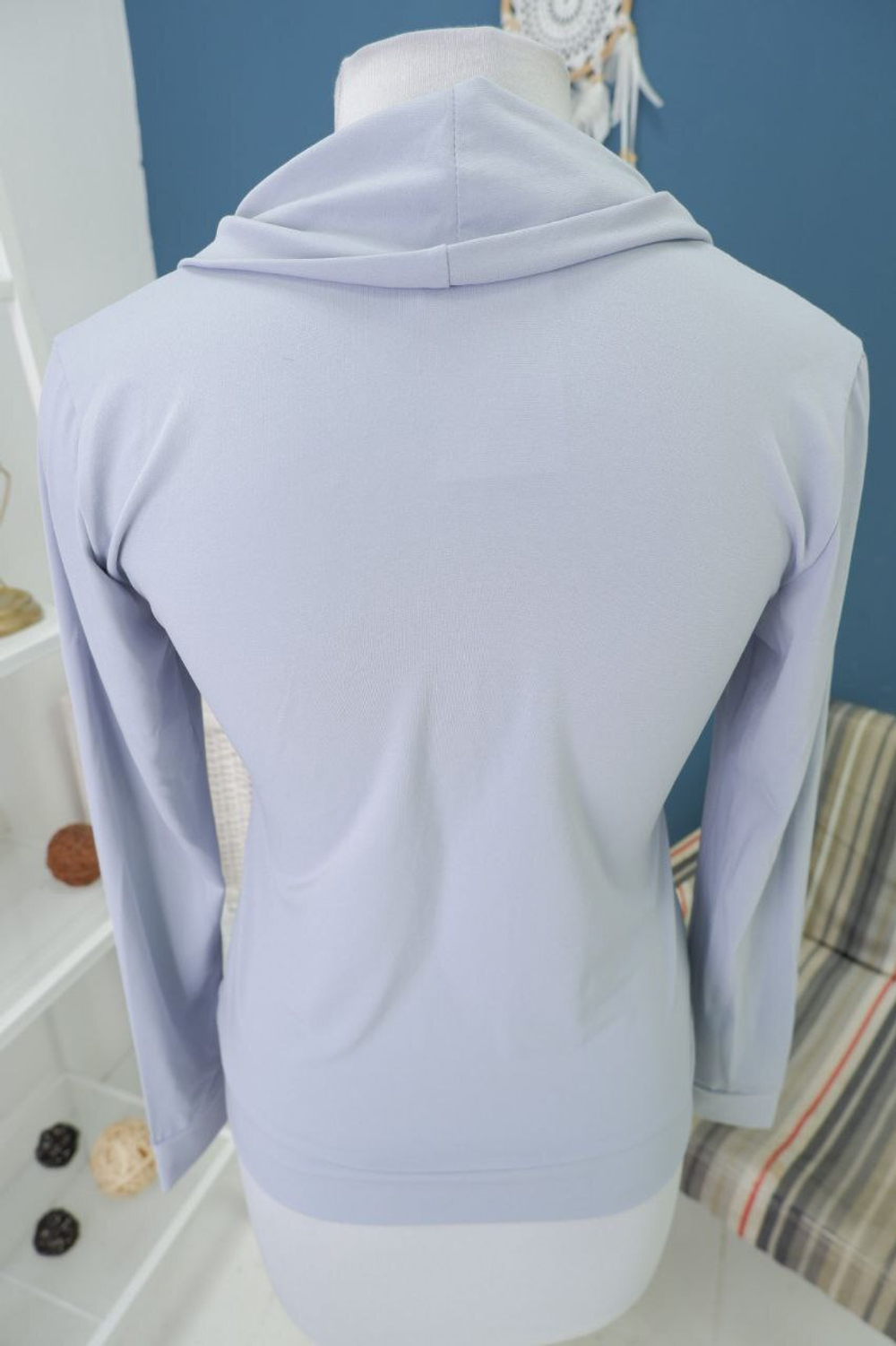 Джемпер с интересным воротом 44 размер