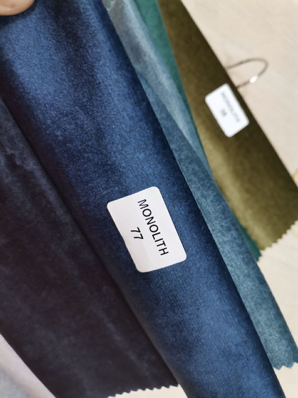 Велюр Monolith (Монолит) 77