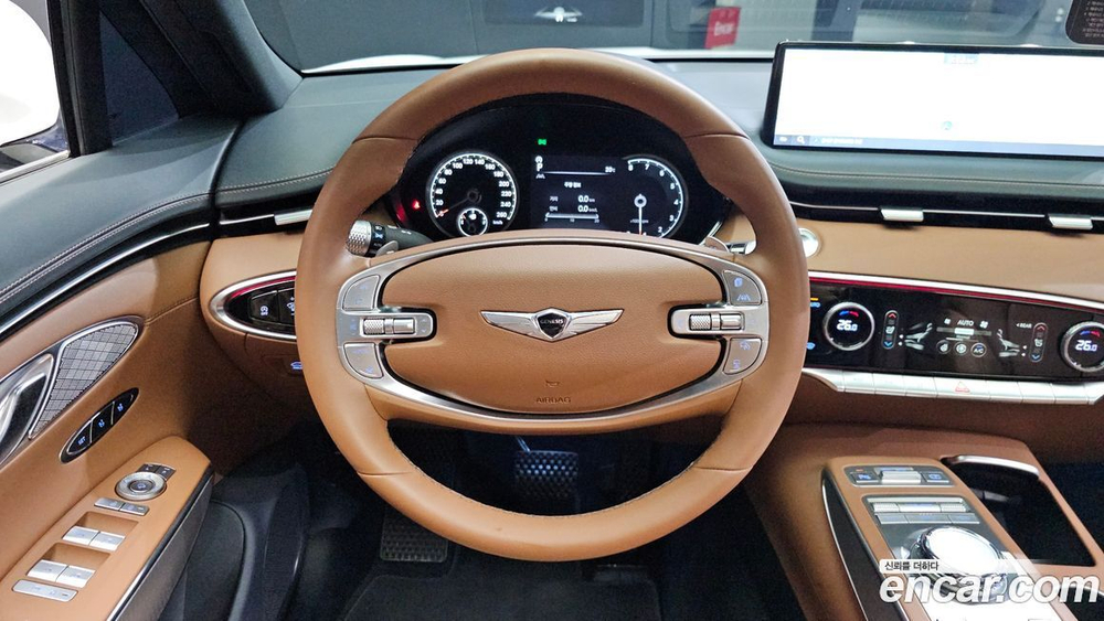 Genesis GV70 2.5T Бензин 2WD (03.2021)