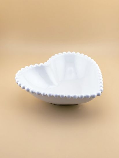 Блюдо сервировочное сердечко 16х15х5 см. Бусины