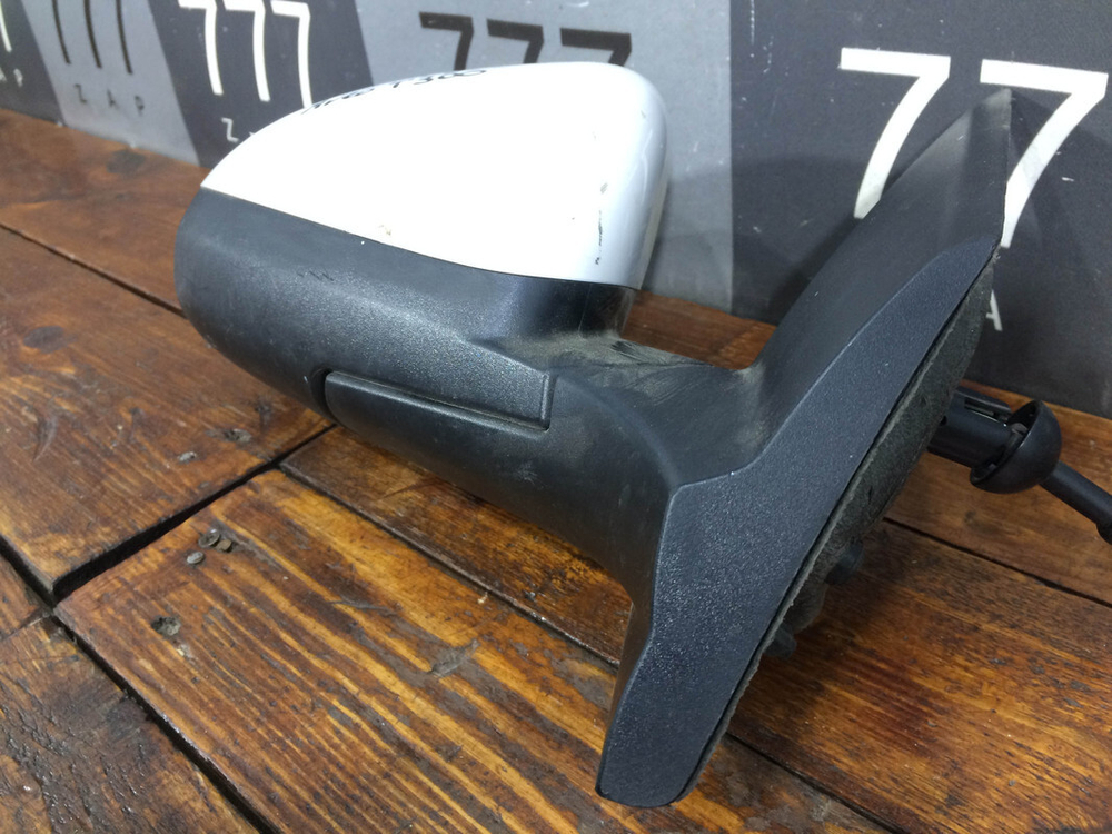 Зеркало правое мех. Chevrolet Aveo T300 11-15 Б/У Оригинал 95930580