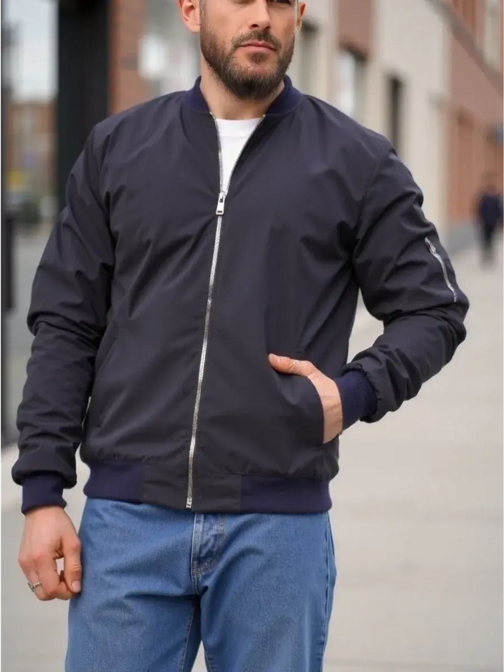 Куртка бомбер