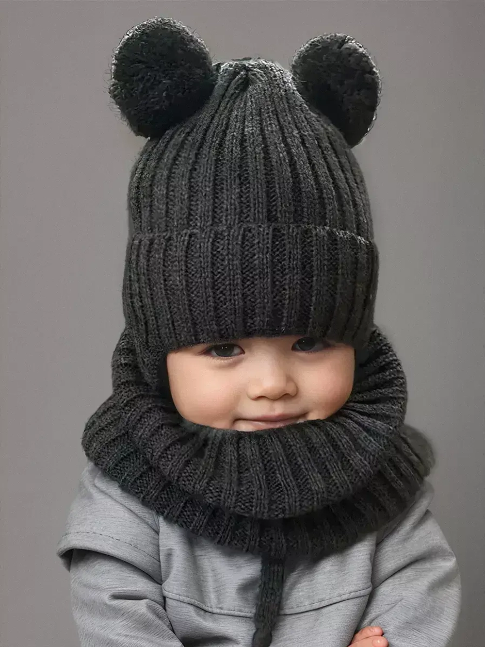 Шапка для мальчика со снудом осенняя