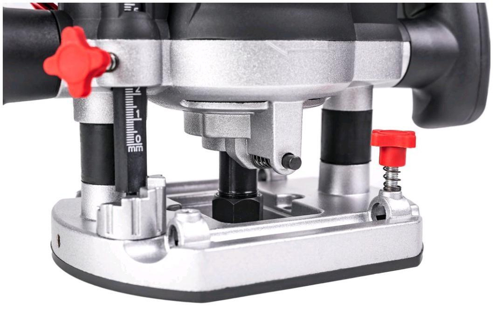 Фрезер эл. PER12-C Мастер(2100Вт, 6000-22000об/мин. цанга 8, 12мм, пл.пуск)  P.I.T