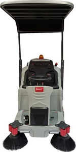 Машина подметальная Bennett Tornado T700BD с местом оператора BNT93020