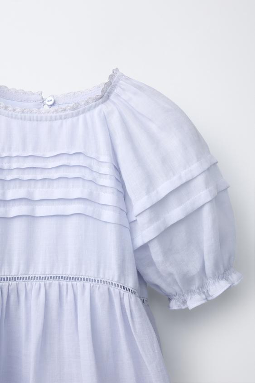 ZARA ПЛАТЬЕ ИЗ 100% РАМИ С СБОРКАМИ И КРУЖЕВОМ, НЕОНОВЫЙ СИНИЙ