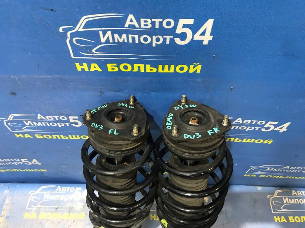 Стойка передняя правая MAZDA DEMIO 2002-2007