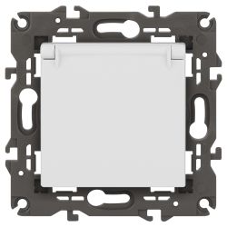 Розетка ЭРА Elegance 14-2103-01М с заземлением 2P+E Schuko со шторками с крышкой 16А-250В белый матовый