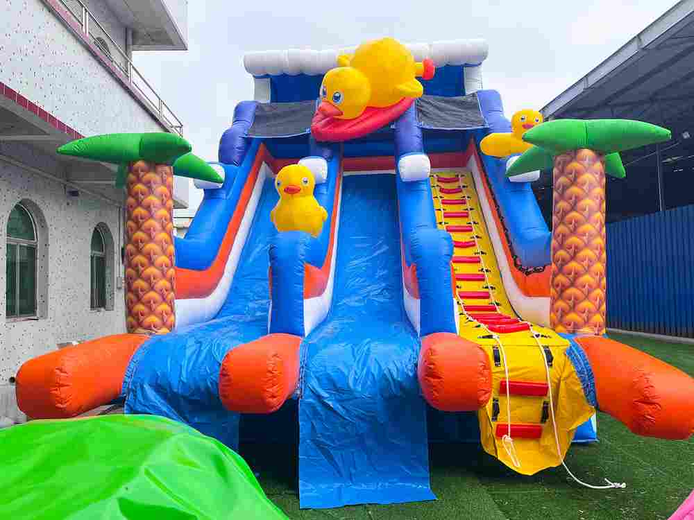 Надувная водная горка с бассейном «Весёлый прибой», 15*8*6,7 м