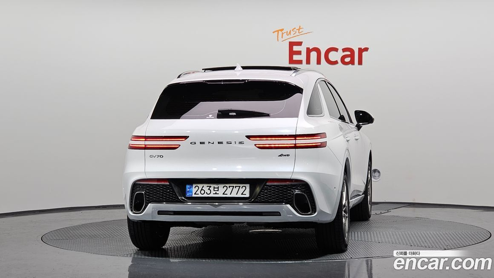 Genesis GV70 2.5T Бензин AWD (11.2022)