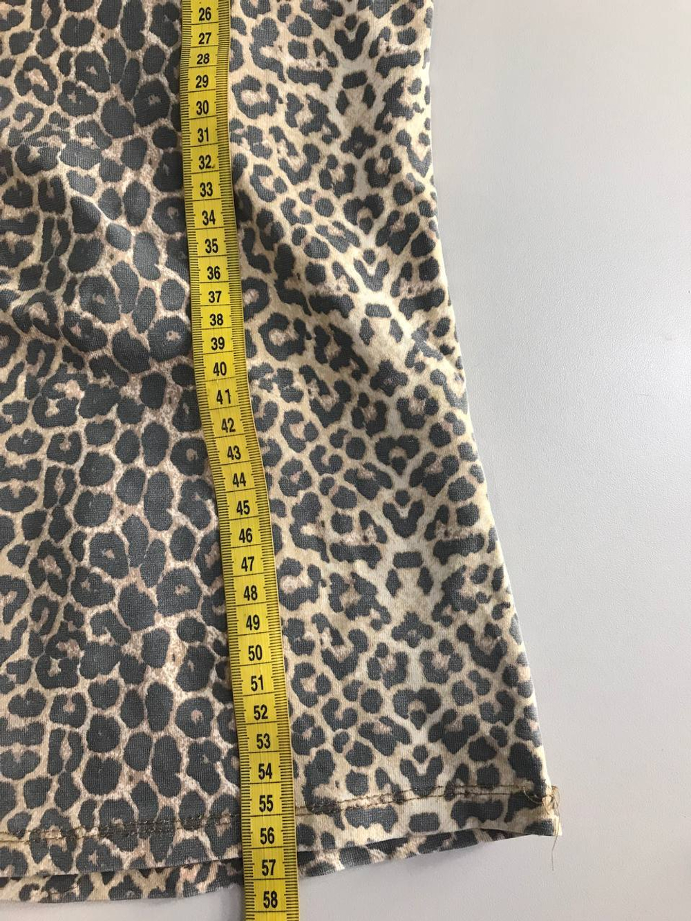 Топ Zara в леопардовом стиле, визуально 42 размер
