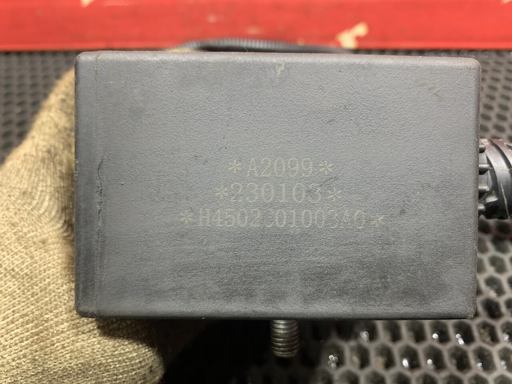 Kонтpoллep наcоса подъeма кaбины 2023г