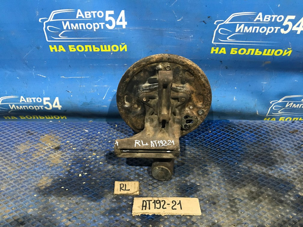 Ступица задняя левая TOYOTA CARINA 1994