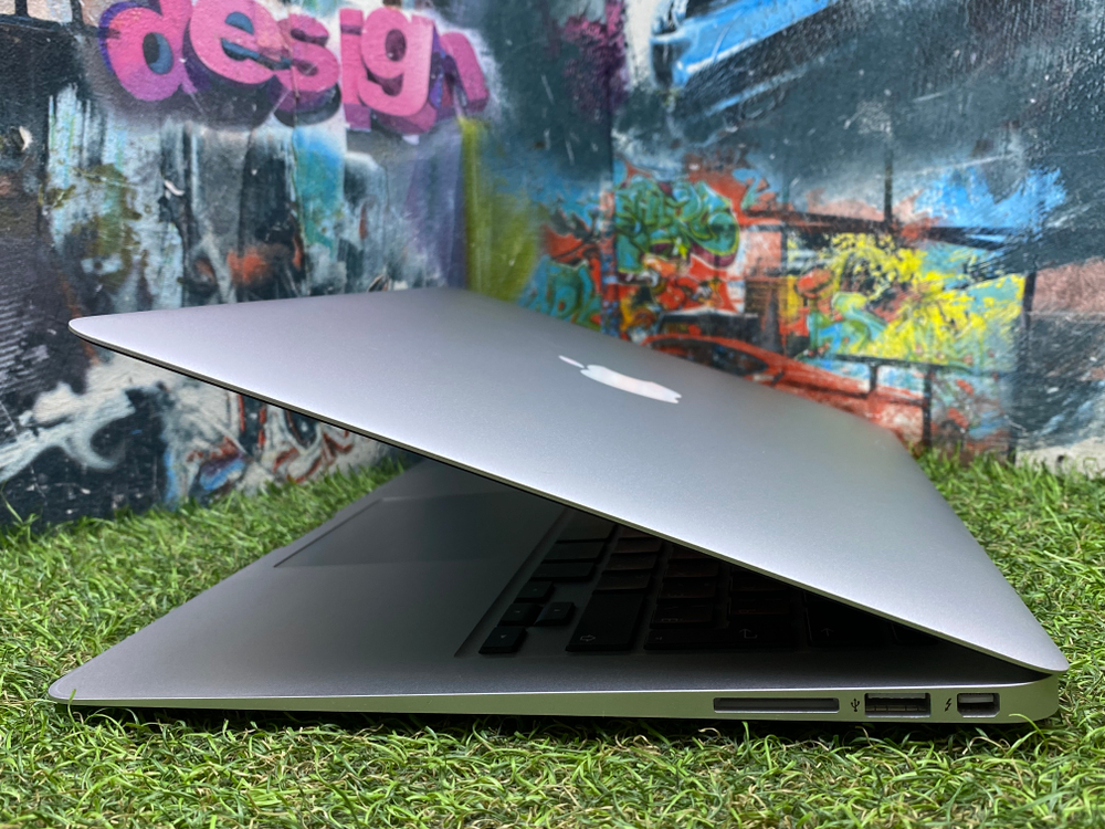 MacBook Air A1466 13 2015 i5/4Gb