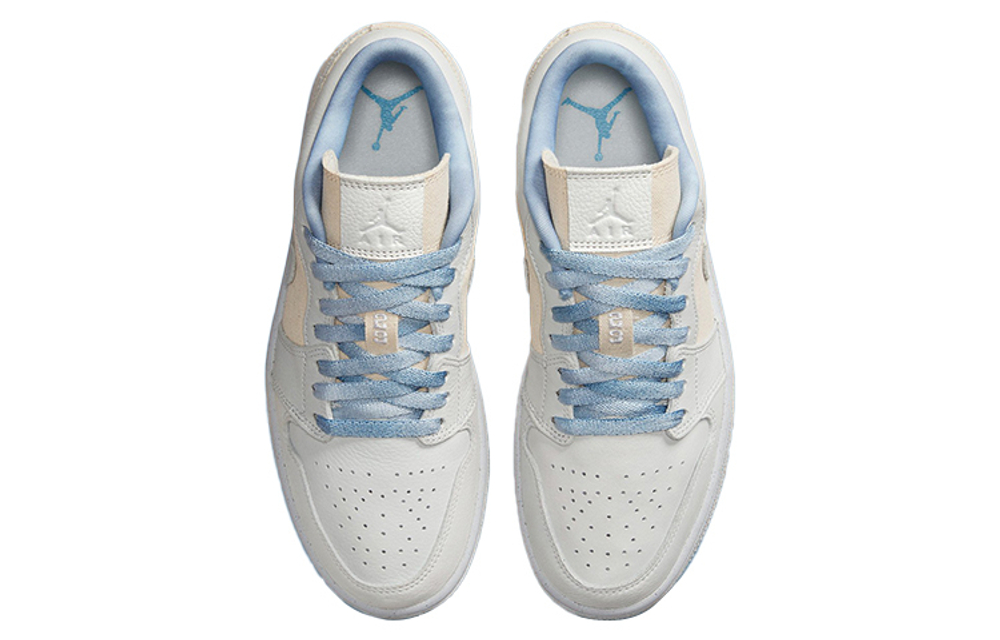 Кроссовки Jordan Air Jordan 1 Low Se "Canvas" (Женская размерная сетка)