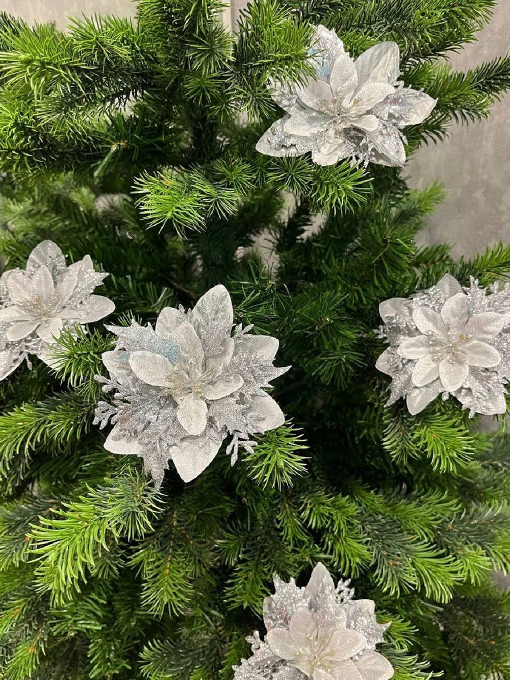 Набор новогодних цветов на ёлку 8шт серебро (6965)