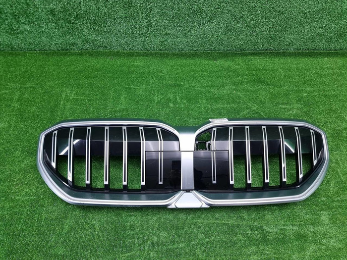 Решетка радиатора BMW 5er G60 (2023-н.в.)