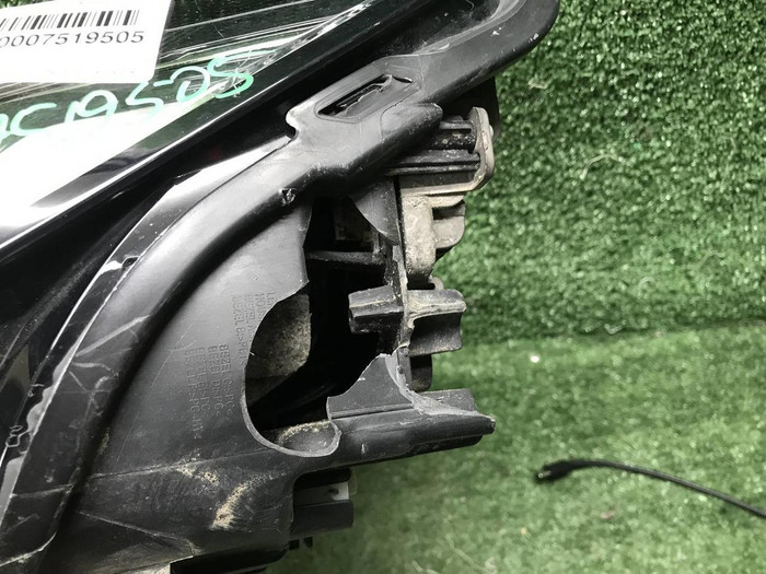 Фара левая Geely Emgrand 2 (2021-н.в.) LED