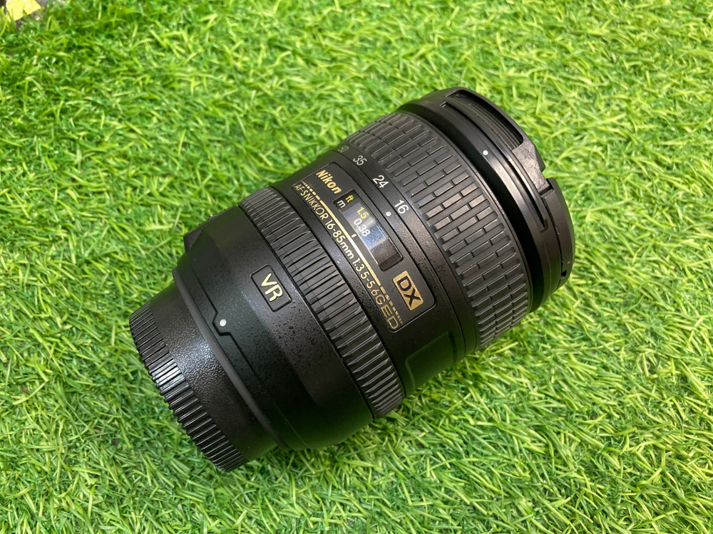 Nikon 16-85mm 3.5-5.6G ED VR AF-S DX Nikkor