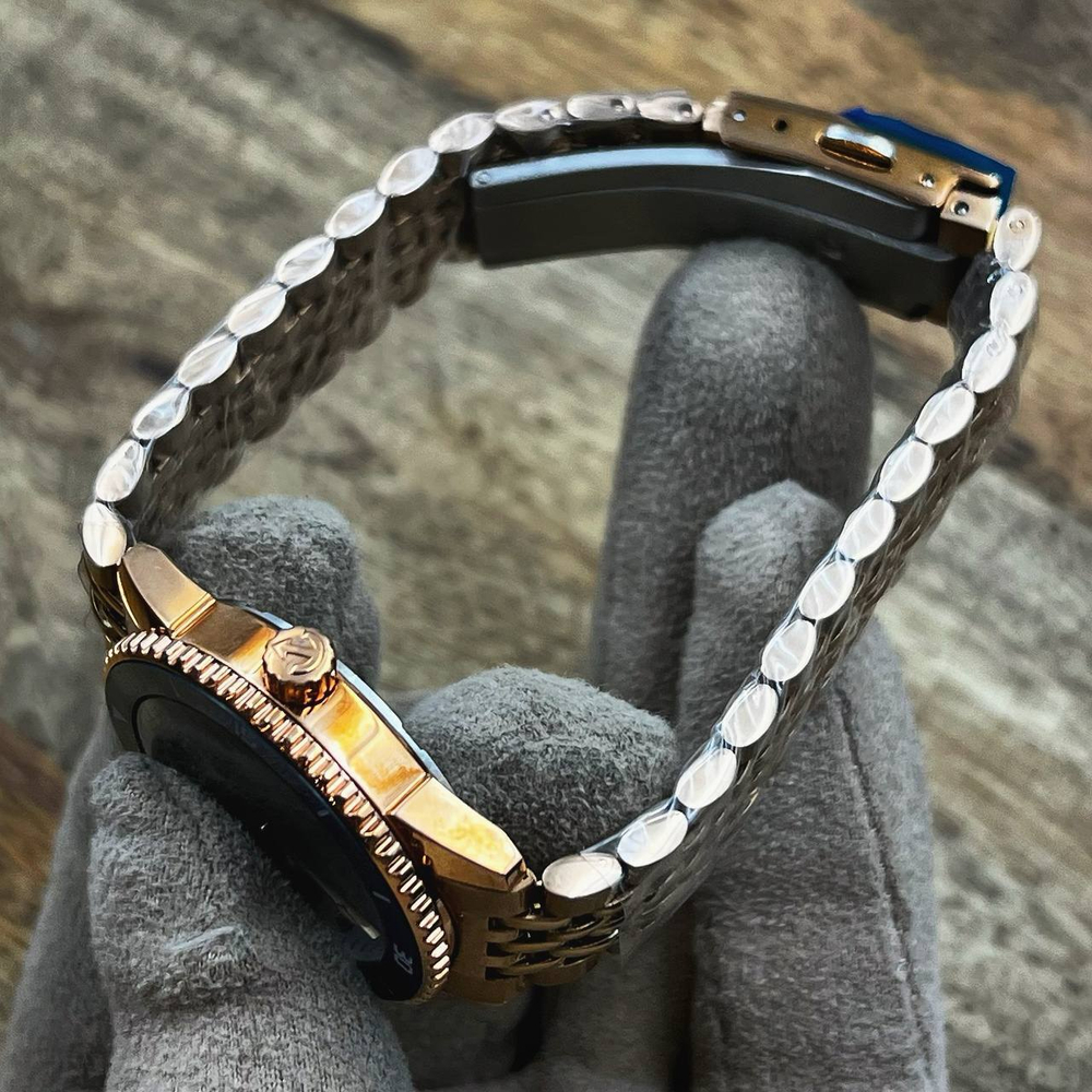 Часы Rado