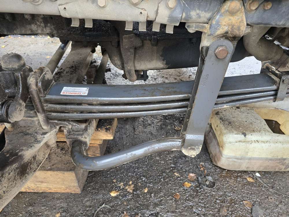 Стабилизатор передний в сборе