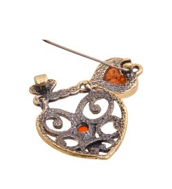 AM-3494 Брошь «Сердце с ключиком» (латунь, янтарь)