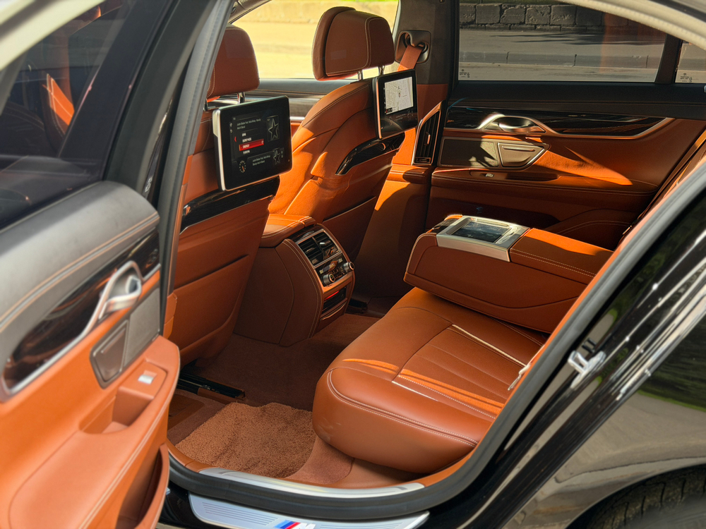 BMW 750D