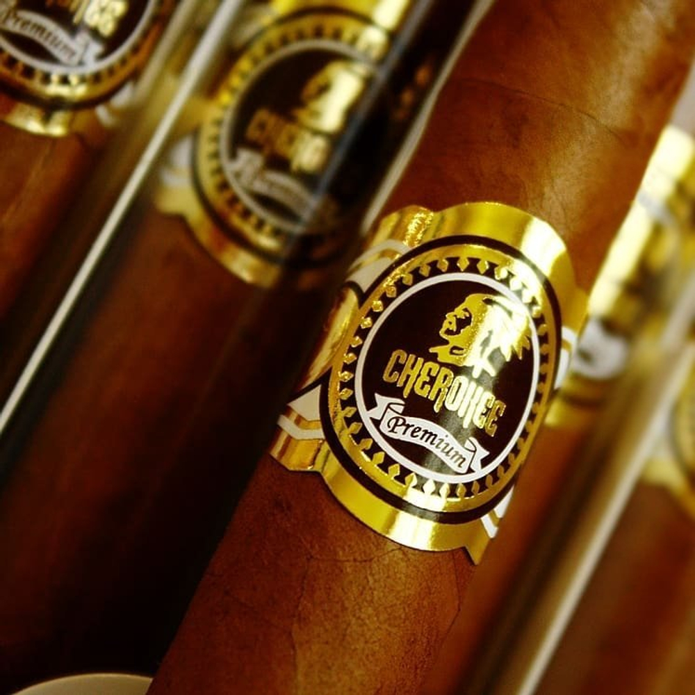 Cherokee Premium Corona Especial