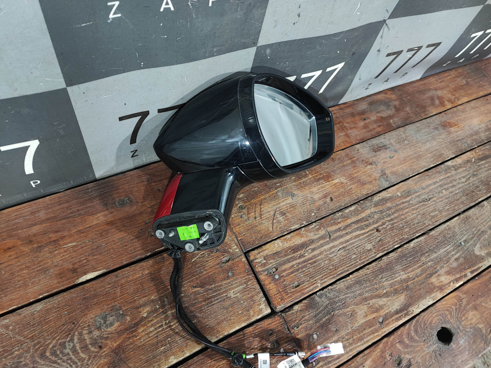 Зеркало правое 12 + 1 pin Omoda C5 22-нв Б/У Оригинал 601000431AA