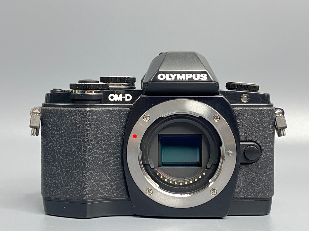 Olympus OM-D E-M10 kit 14-42mm