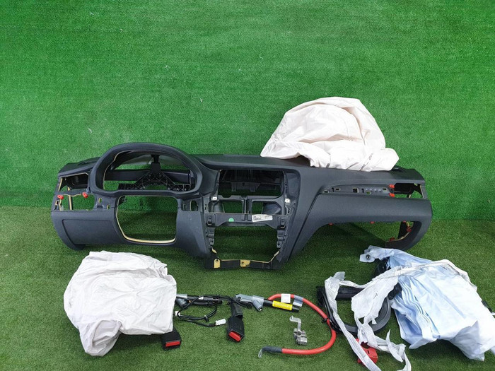 Комплект безопасности BMW X3 F25 X4 F26 (2010-2017)