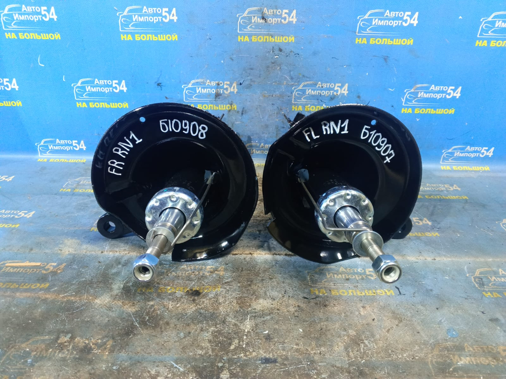 Стойка передняя левая Honda STREAM 2000-2006