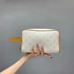 Louis Vuitton Locker Dopp Kit