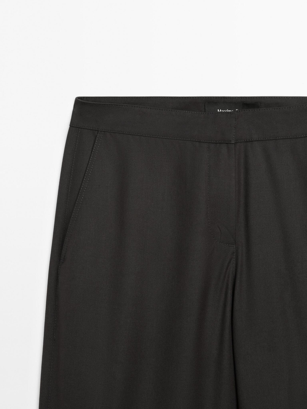 Massimo Dutti Брюки свободного кроя с низкой посадкой и прямыми штанинами, черный