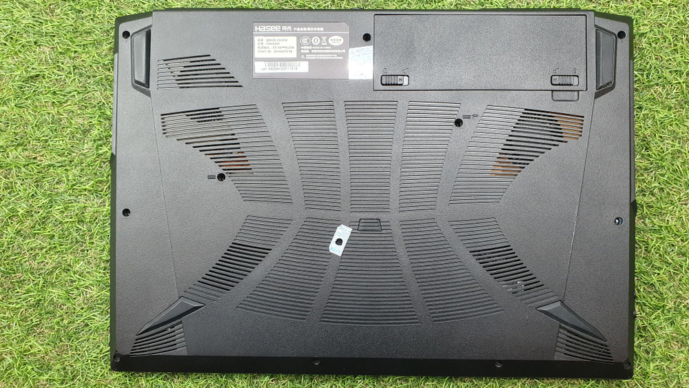 Игровой HASEE i5-10/8 Gb/RTX 3060 6 Gb/144 Hz